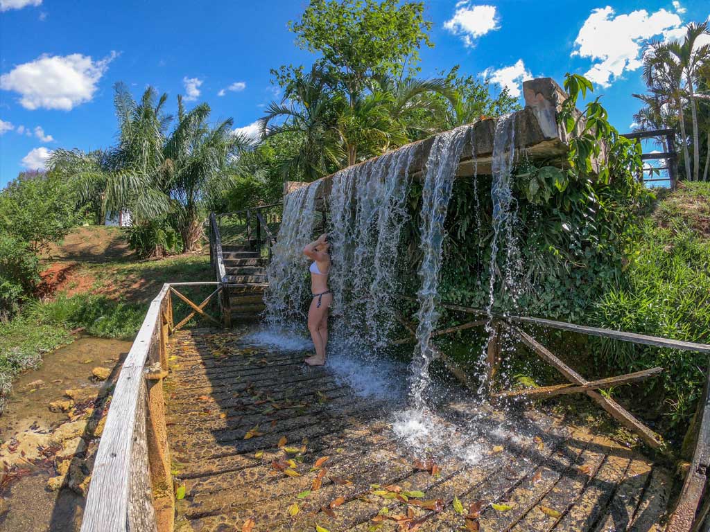 Balneário com Cascata - Nascente Azul - Bonito MS